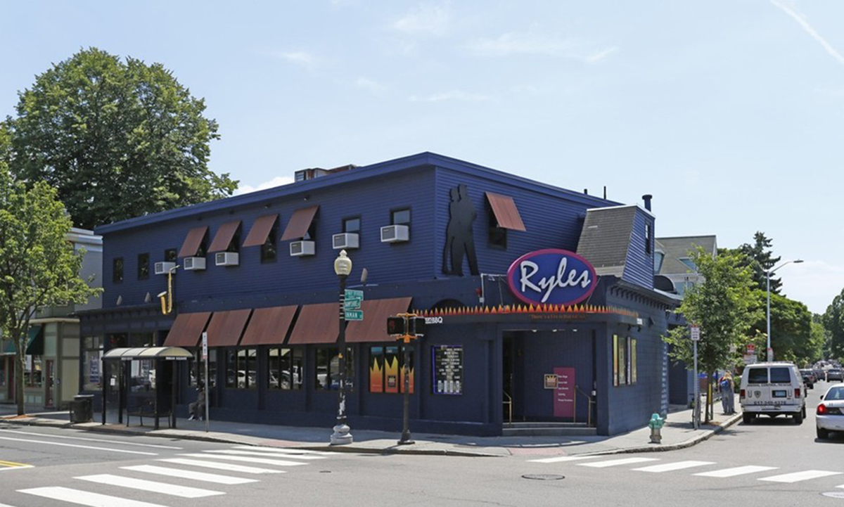 212 Hampshire-Before